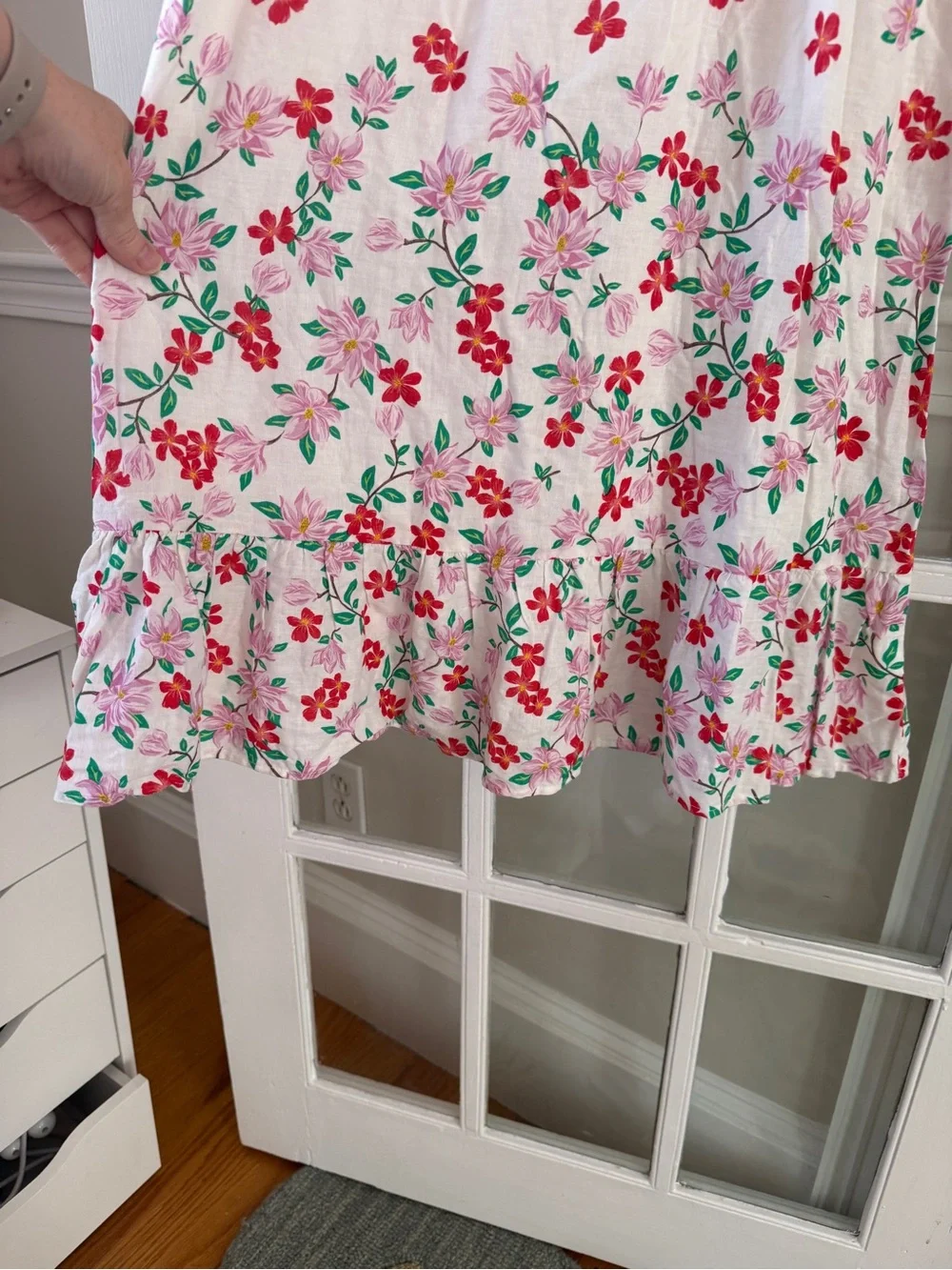 Draper James RSVP White Dress with Red & Pink Floral Smocking - Picture 8 of 8